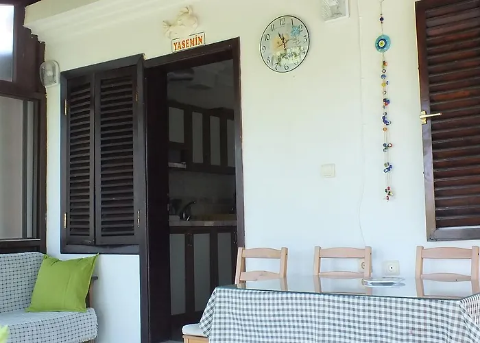 Mine Tatil Evleri 度假居 博兹贾阿达岛